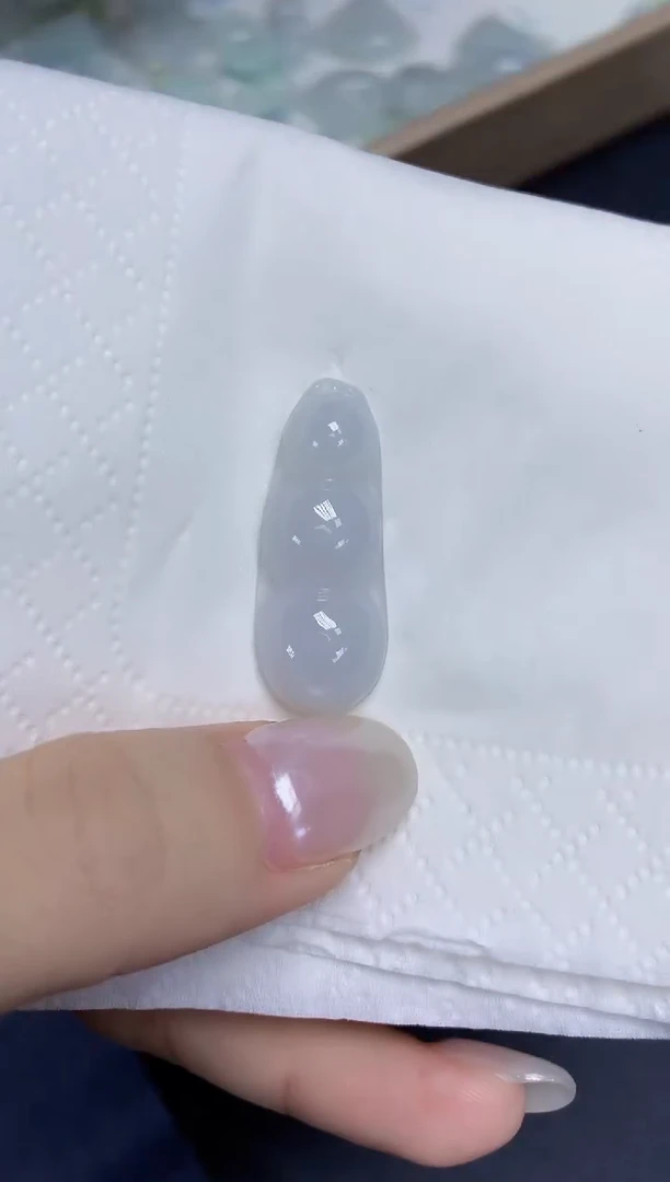 翡翠未镶嵌颈饰天然缅甸翡翠A货