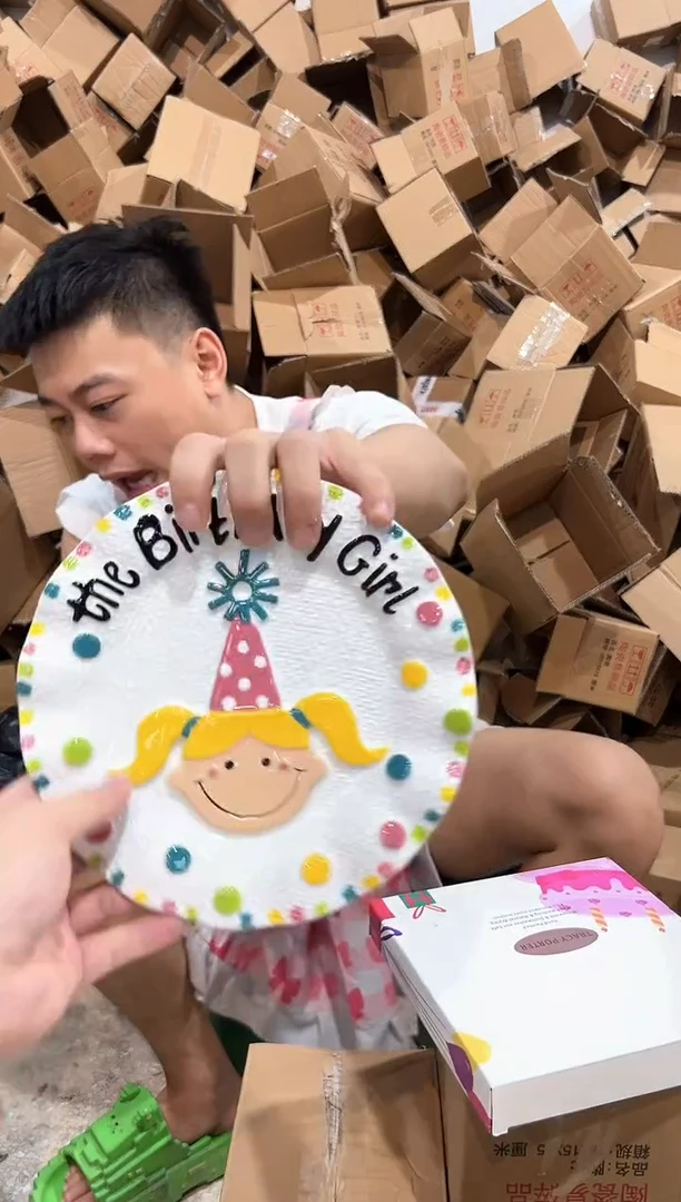 瓷片原盒B款女孩盘子