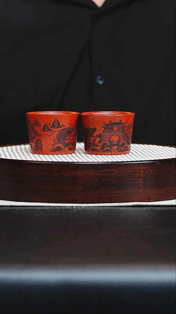 茶杯紫砂宜兴紫砂 主人杯 红皮龙 刻绘鱼跃龙门（一对）