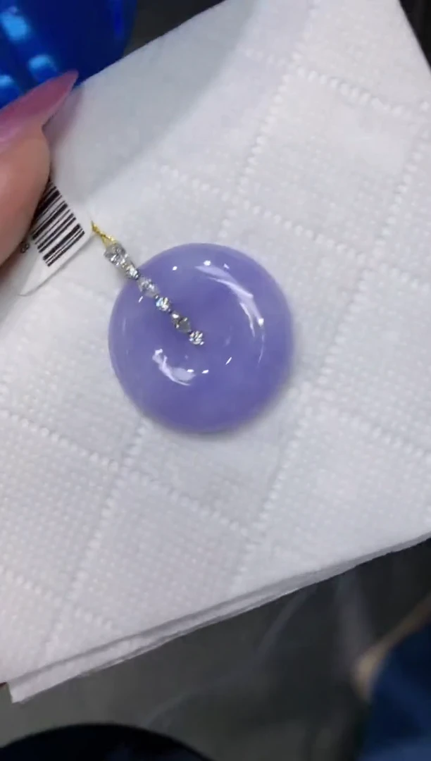 翡翠18K金镶嵌颈饰111111111