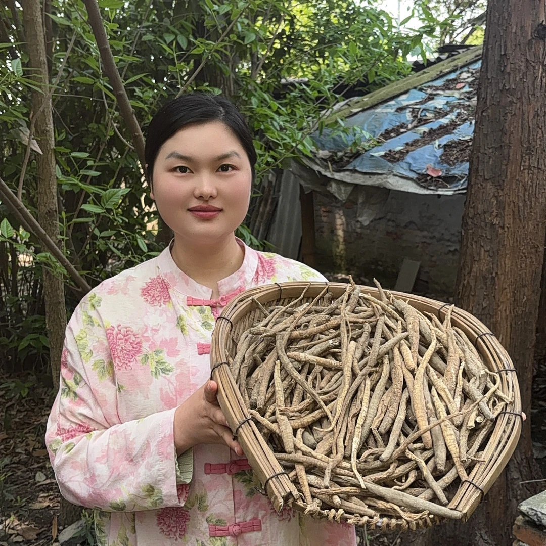现收山土货当归  藏当归 炖汤炖鸡 煮水 煮鸡蛋 炖猪蹄炖排骨很香