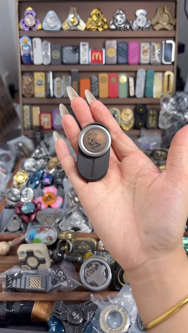 咩咩公主EDC 魔天手