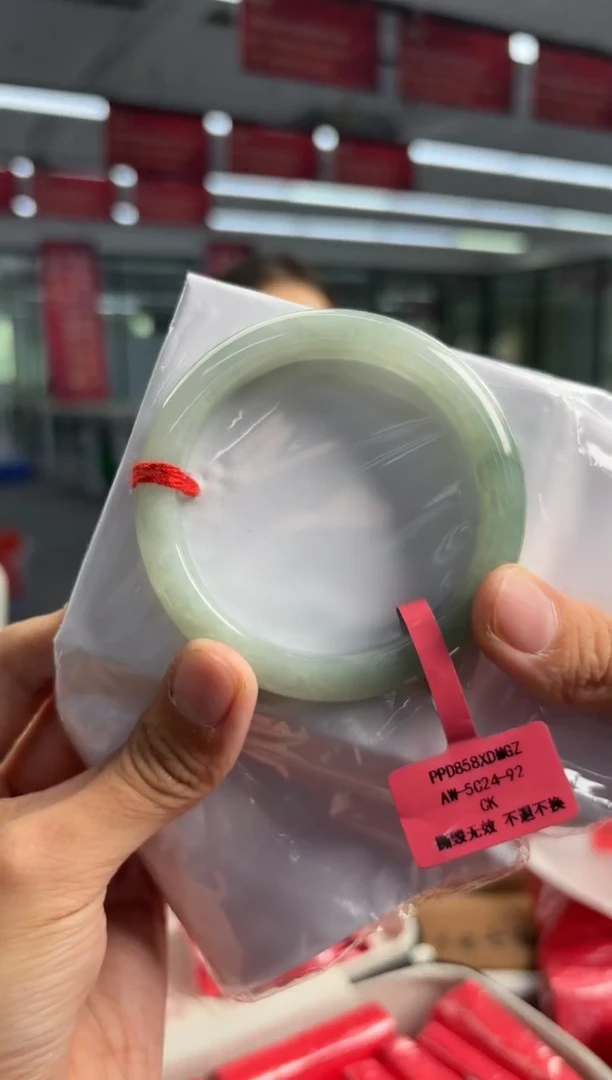 未镶嵌手镯翡翠翡翠手镯5