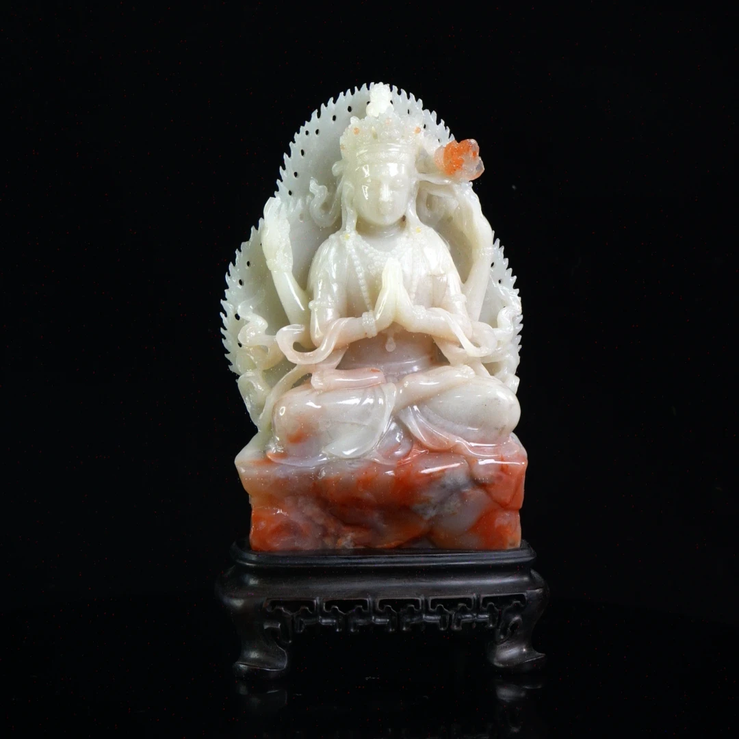 Lot.38.寿山石水洞高山观音摆件945.6克9.8x5.6x17.5cm，1Q8