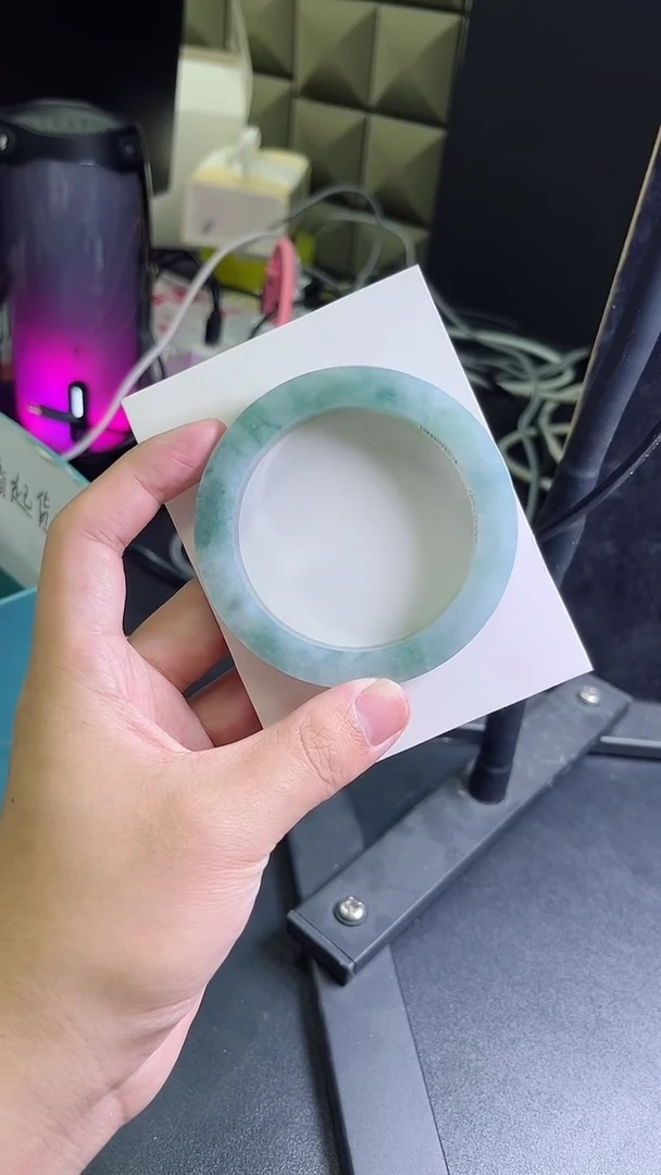未镶嵌手镯定制翡翠小*玲定制