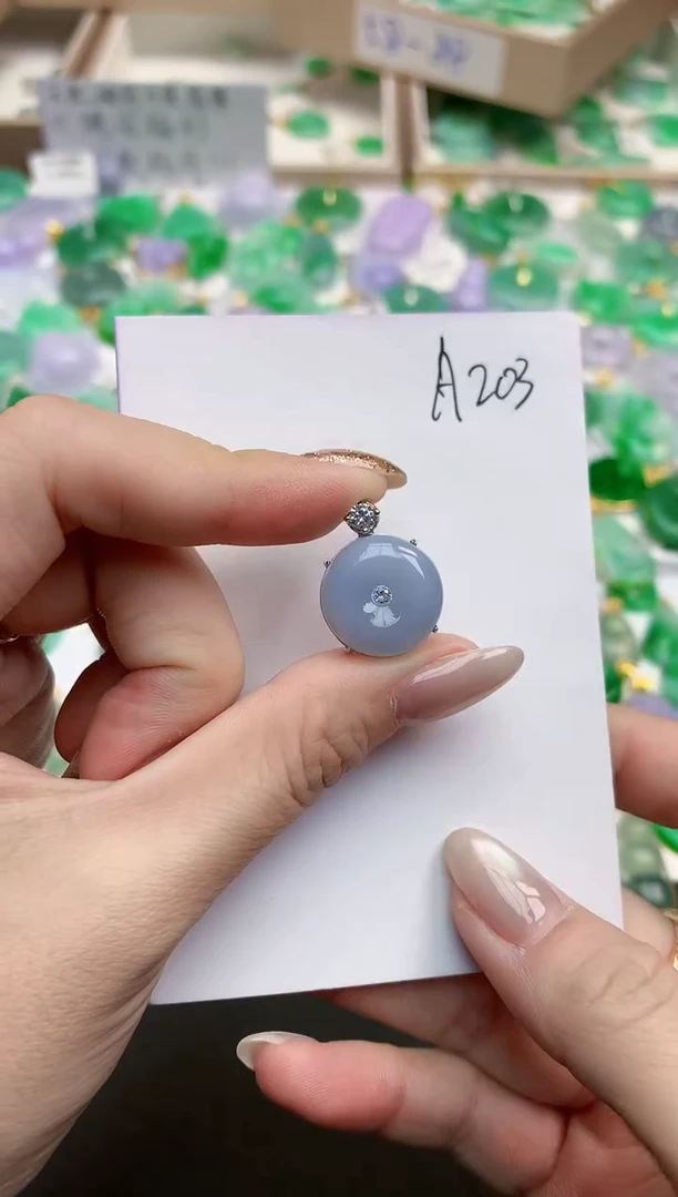 颈饰未镶嵌翡翠天然缅甸A货翡翠