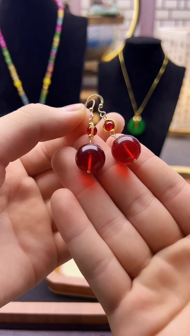 【闪购商品】血珀颈饰14K金镶嵌E201