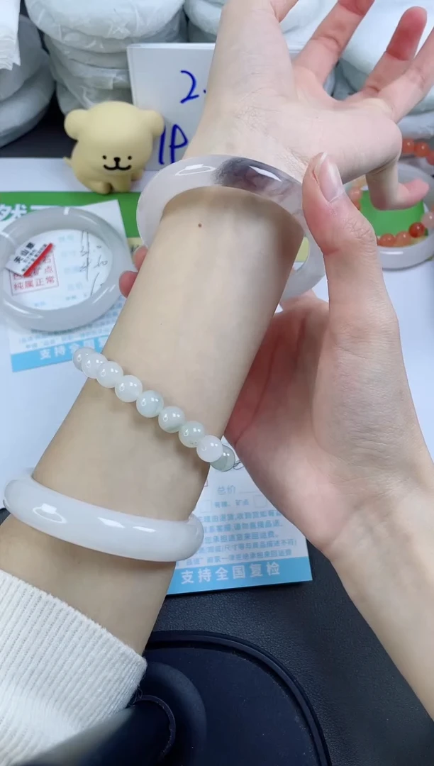 【闪购商品】石英质玉手镯未镶嵌80-55.1