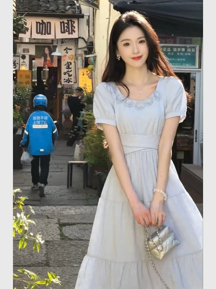 海边度假蓝色泡泡袖连衣裙女减龄2025超火夏日绝美小裙子清纯甜美