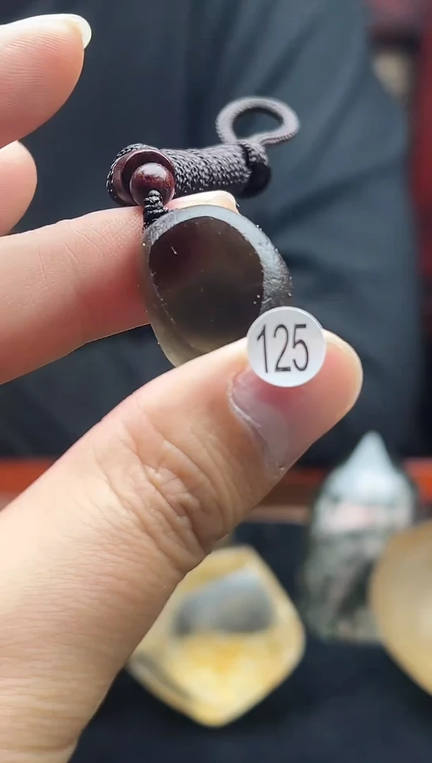 未镶嵌珠宝半成品水晶125