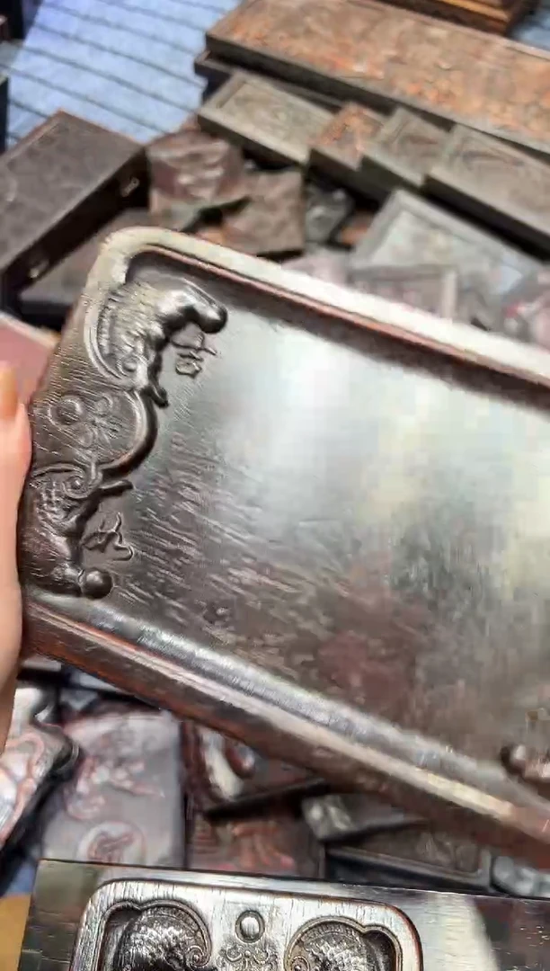 木紫檀雕刻一物一拍