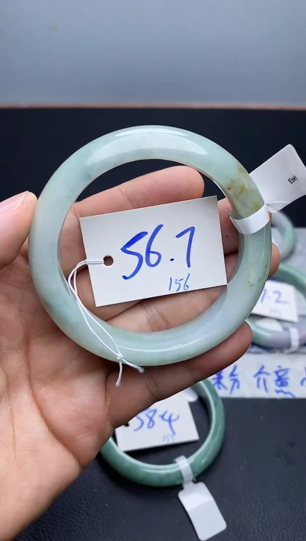 未镶嵌手镯翡翠156