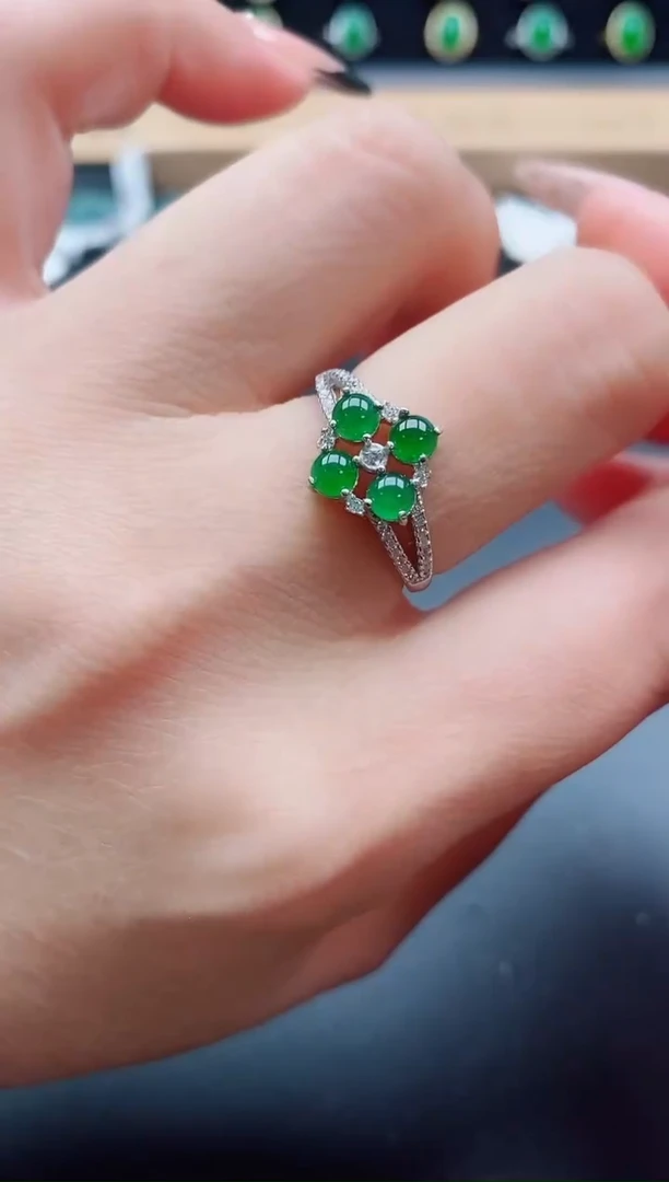 银S925镶嵌戒指翡翠1