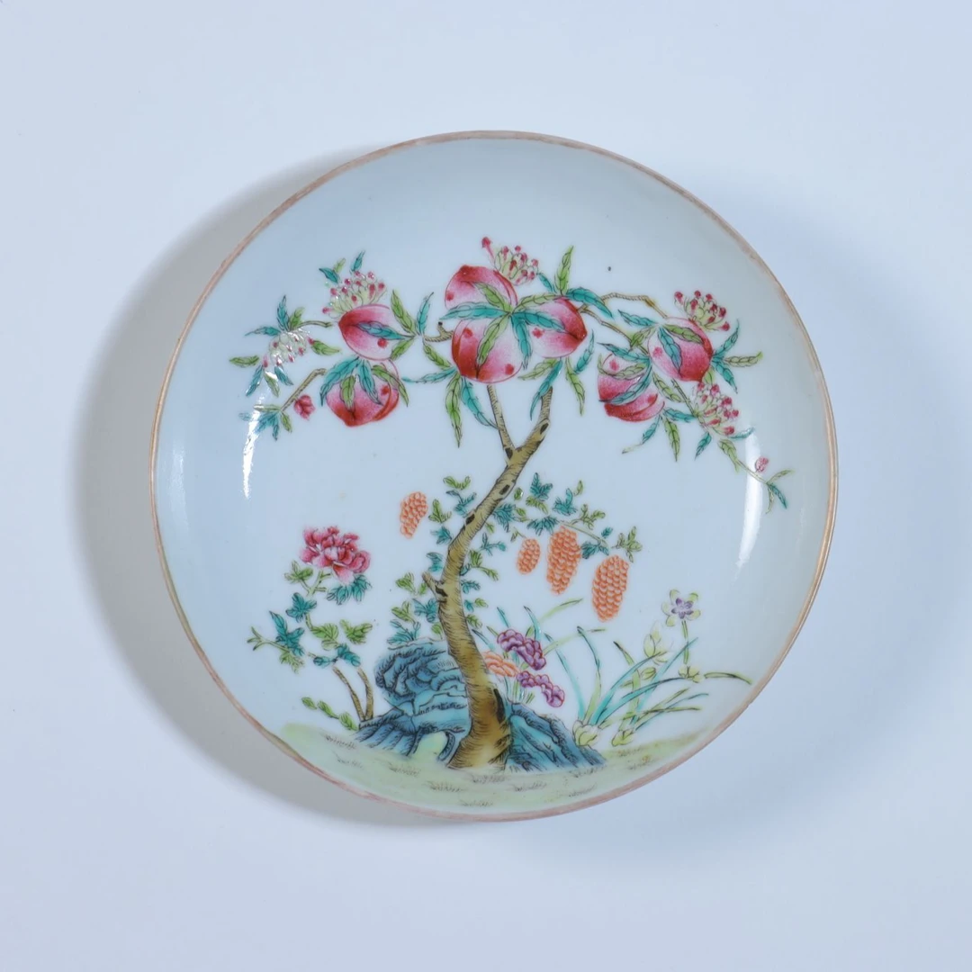 Lot.6152 198 清光绪 粉彩寿桃纹盘 H:2.8 D:13.5