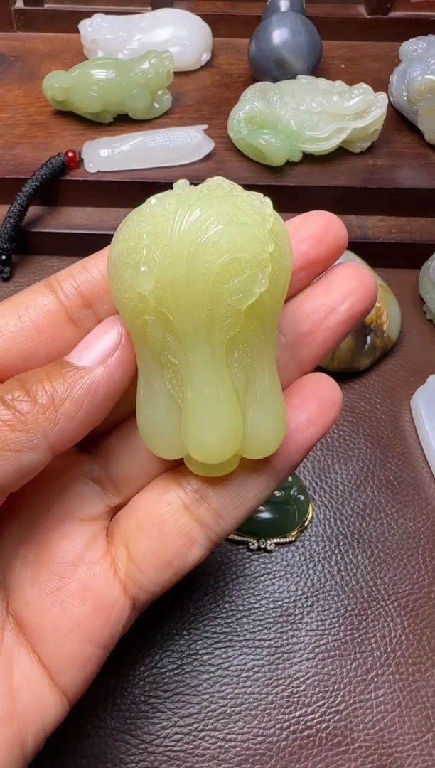 未镶嵌和田玉挂件和田玉挂件