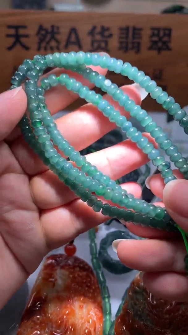 【闪购商品】翡翠颈饰未镶嵌保真天然A货翡翠