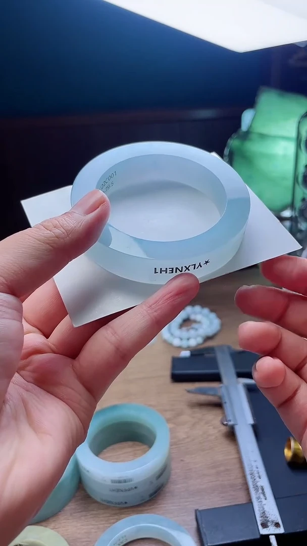 未镶嵌手镯定制翡翠用****9定制