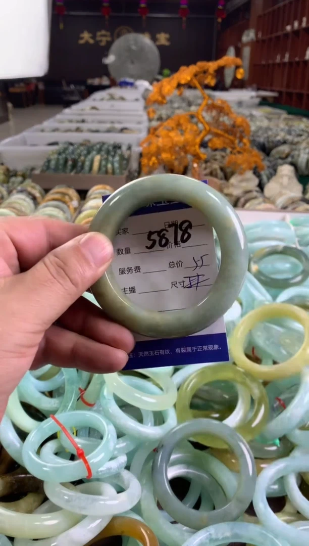 蛇纹石玉未镶嵌手镯5878