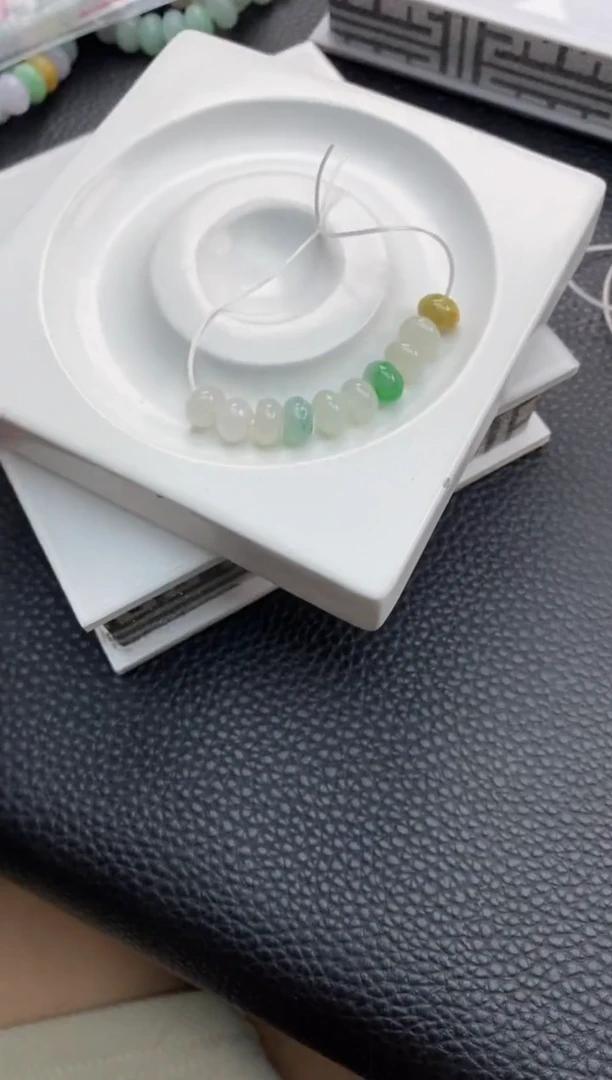 翡翠散珠6天然A货翡翠散珠