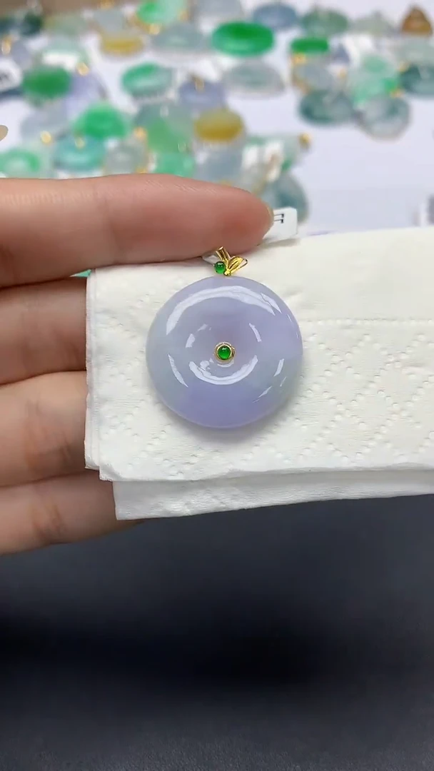 翡翠18K金镶嵌颈饰天然缅甸a货翡翠