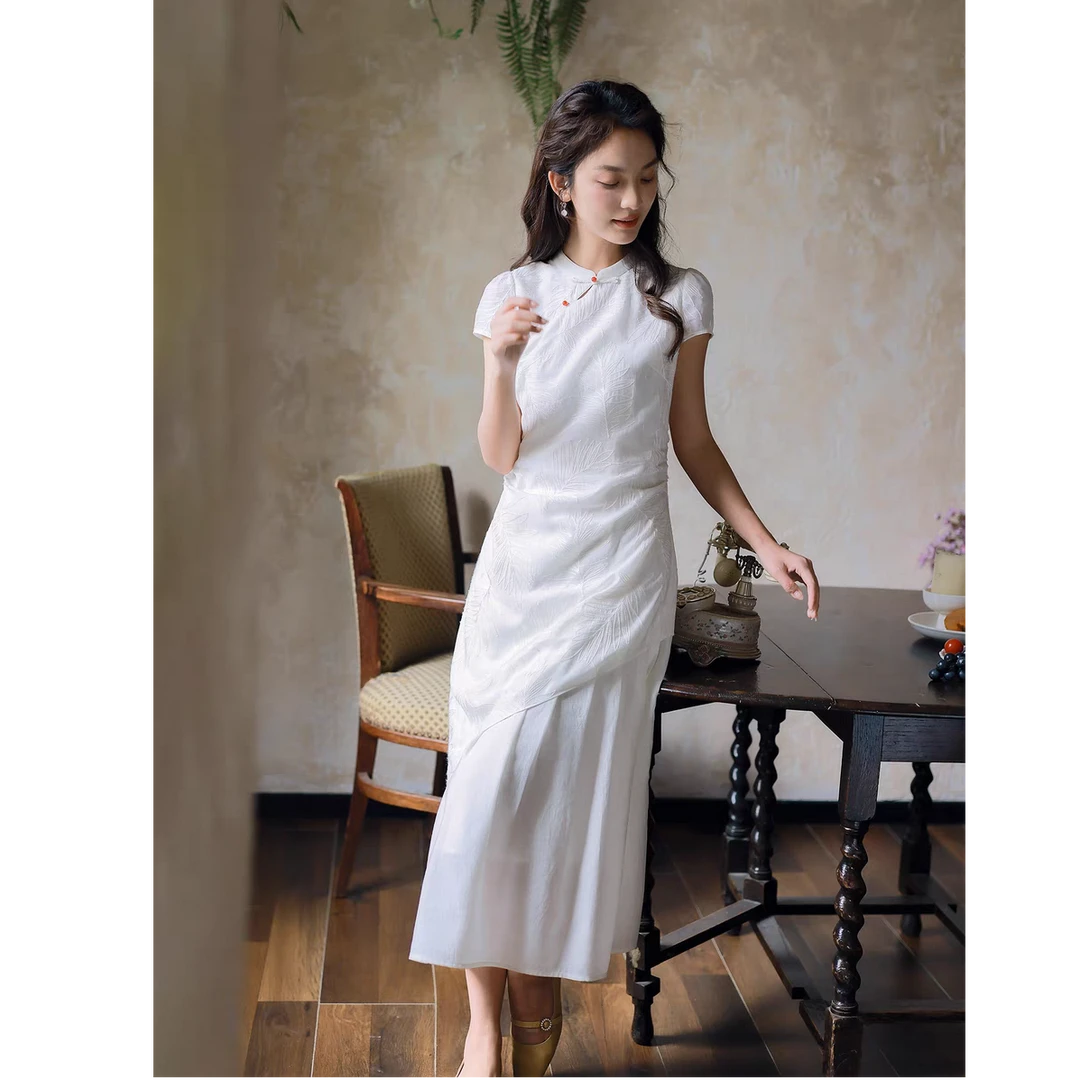 红念白色新中式刺绣改良版旗袍裙女夏季2025新款小众女装气质裙子