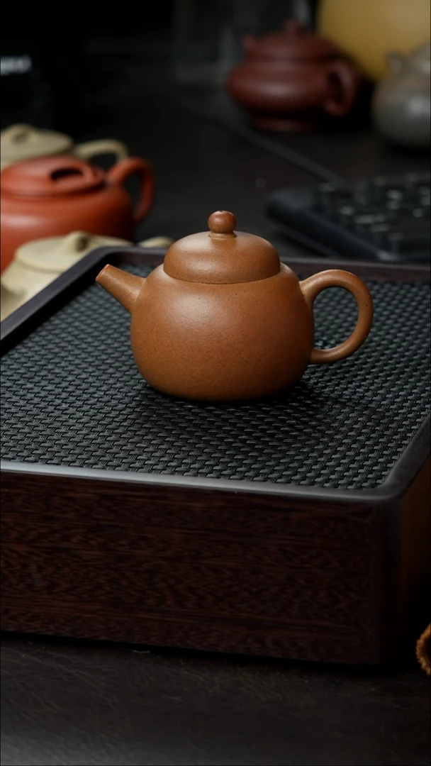 茶壶紫砂本山段纳福半手110