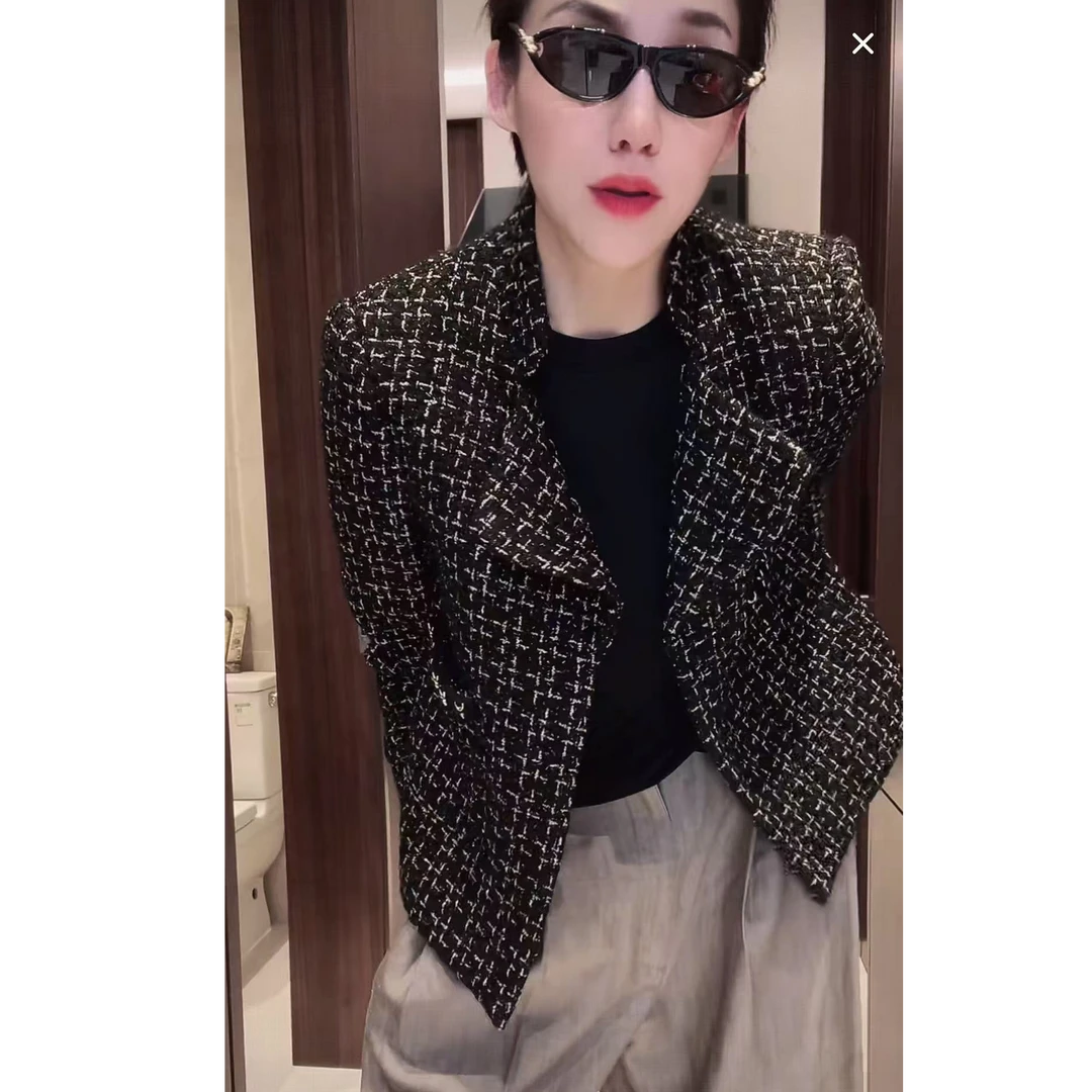 意大利进口面料格纹V领外套 WT1033