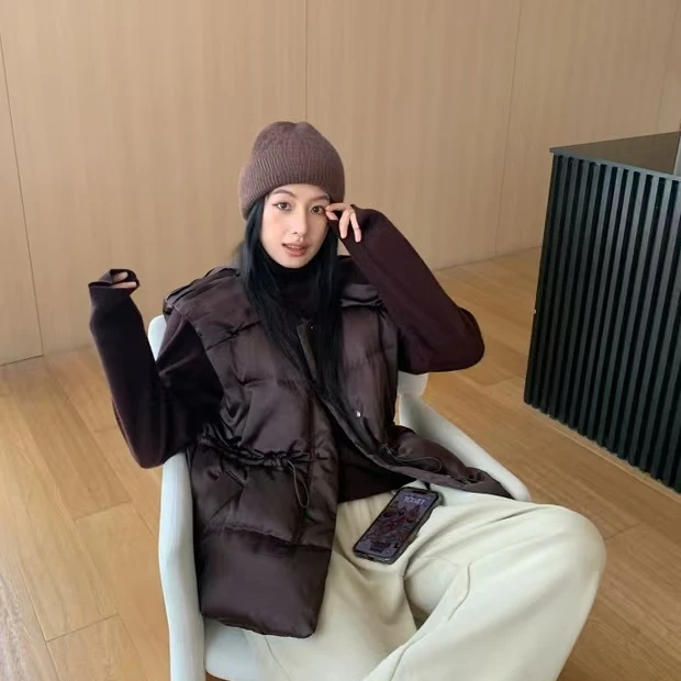 3570咖色抽绳马甲