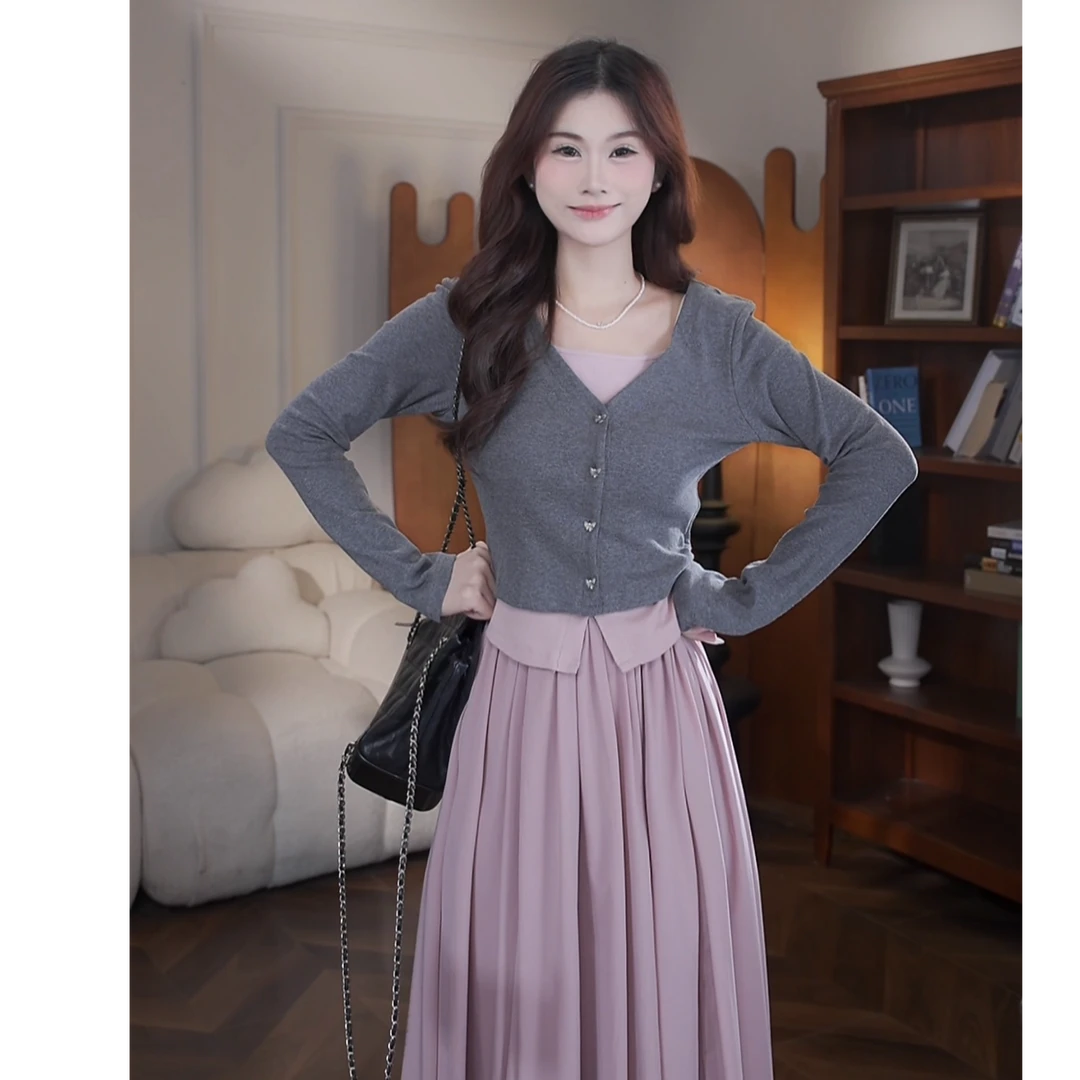 [粉粉桃子]秋季灰色假两件拼色长袖T恤粉色半身裙减龄少女感套装