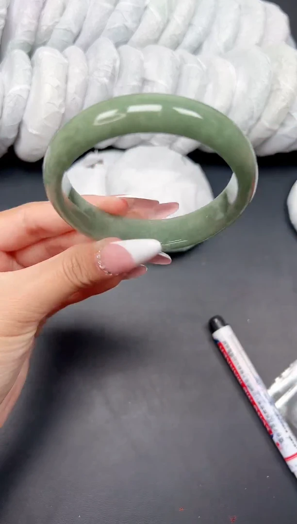 精品手镯，一物一拍C-030