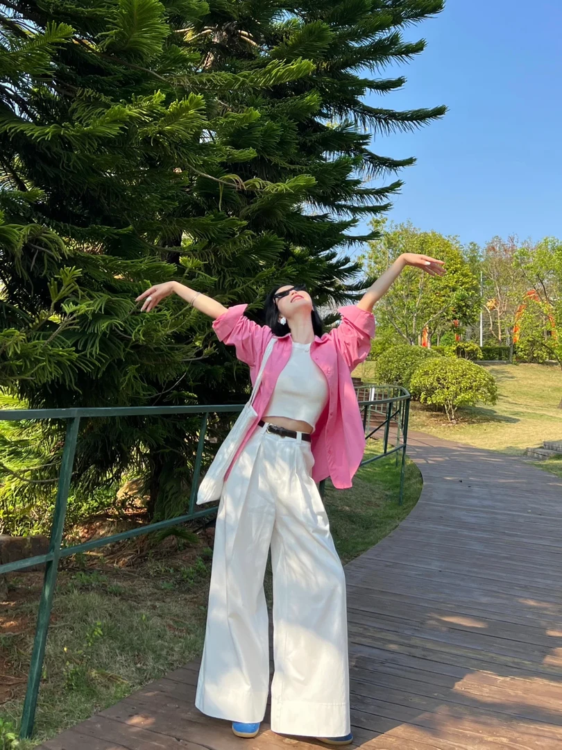 2025早秋新款韩系穿搭高级感粉色衬衫上衣搭配阔腿裤显瘦两件套装