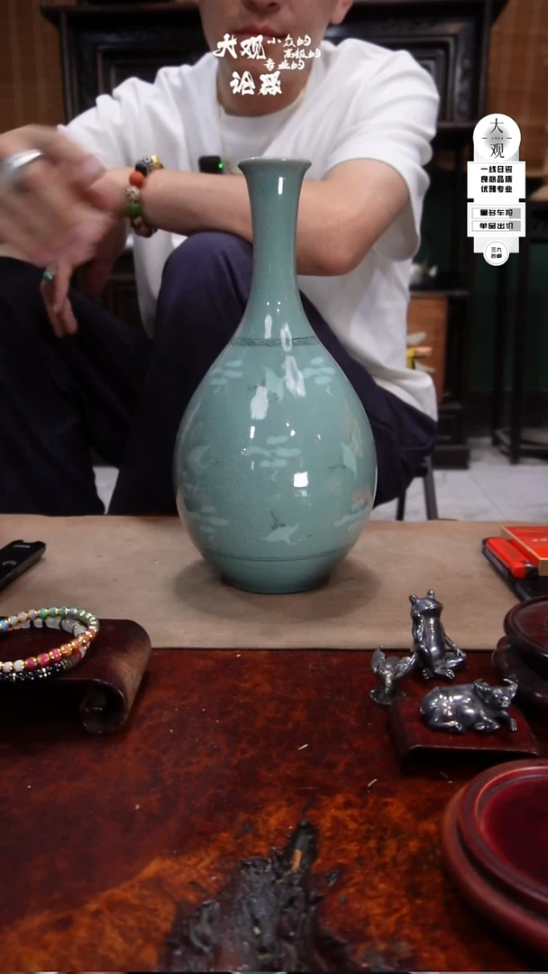 瓷片东*大观论器花瓶