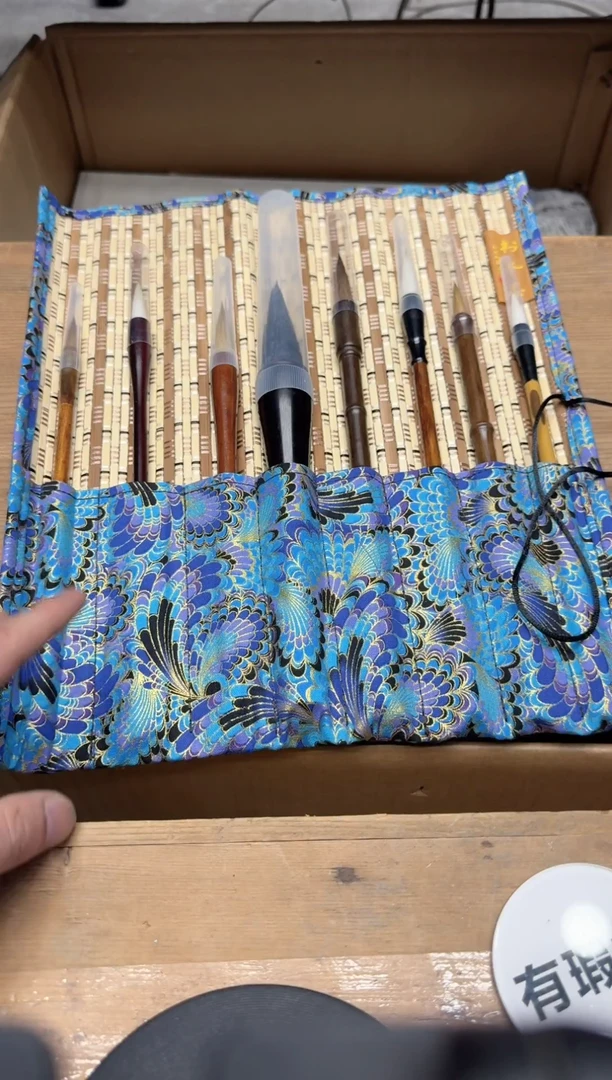 瓷器金**哥闪购商品  如图 中古品默认微瑕