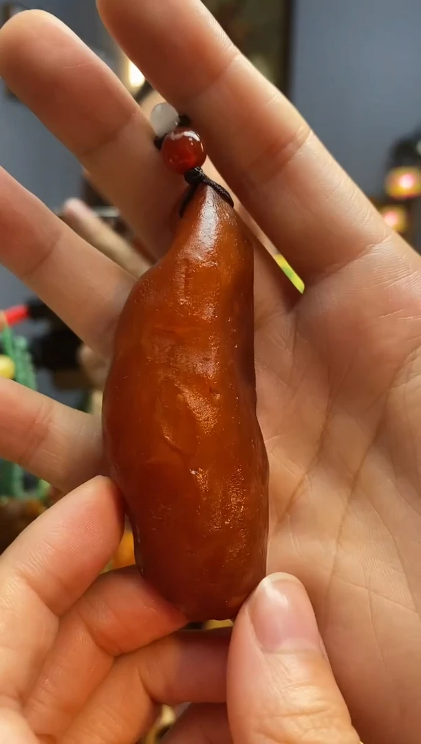 琥珀颈饰未镶嵌吊坠