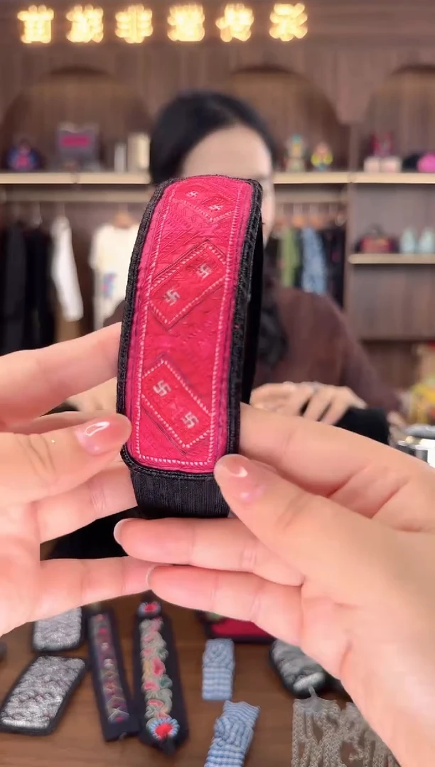 刺绣扶光苗绣传承L56