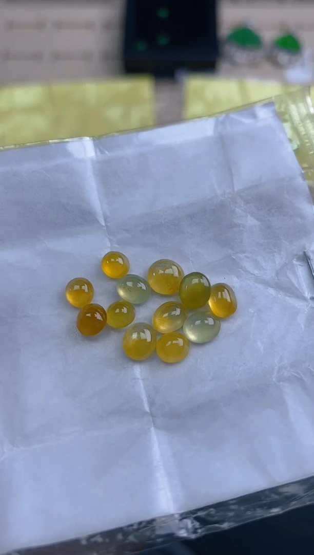 定制翡翠未镶嵌天然翡翠蛋面46