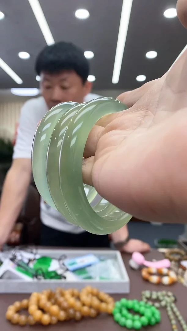 【闪购商品】蛇纹石玉55-63未镶嵌多样式发货随机发一