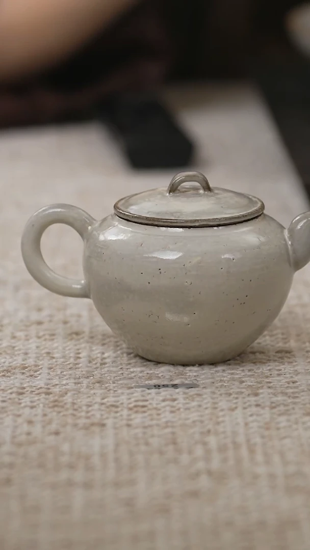 /306粉引小壶