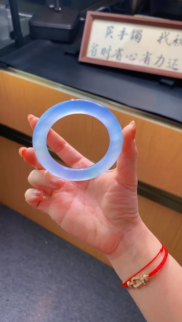 未镶嵌手镯翡翠- 圈口 全款108万 定金2万