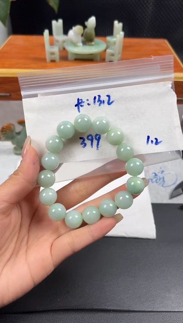 未镶嵌定制翡翠翡翠毛货抛光多样性发货拍一发一