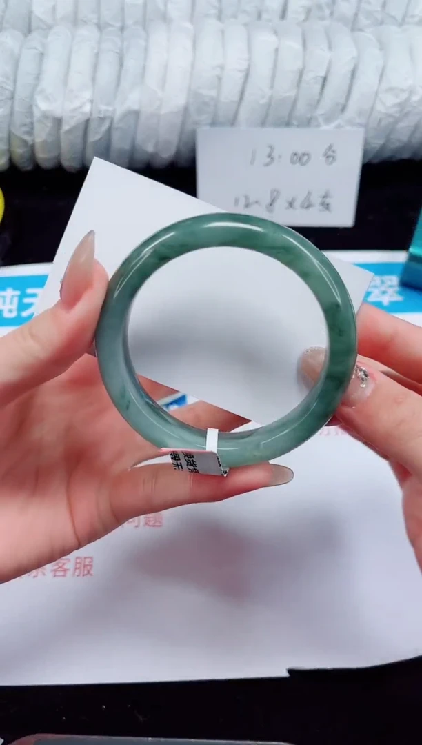 未镶嵌手镯石英质玉159-555/56