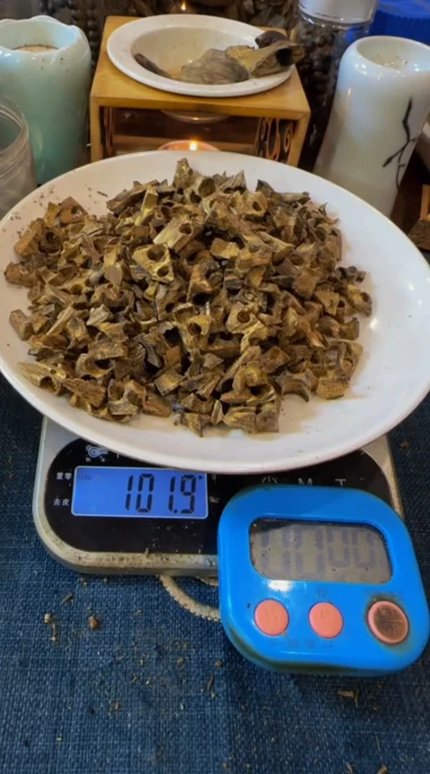 【闪购商品】沉香沉香碎屑棋楠香霸碎料101克