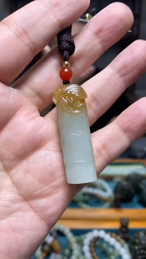 和田玉未镶嵌颈饰94