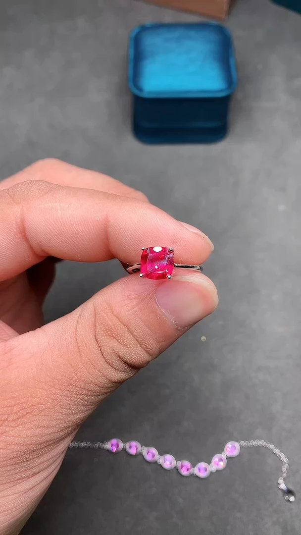 【闪购商品】红宝石戒指银S925镶嵌.......