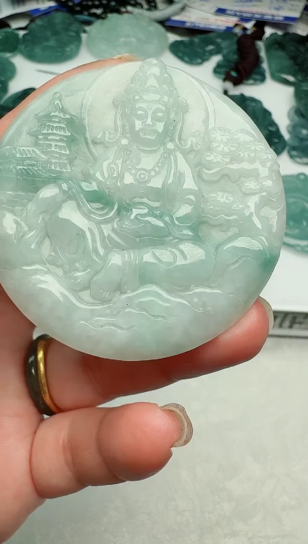 【闪购商品】翡翠吊坠(不含链)未镶嵌多样性随机发其一