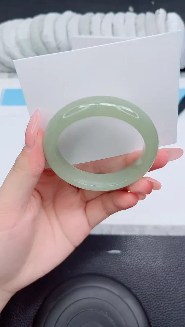 石英质玉手镯未镶嵌35-52