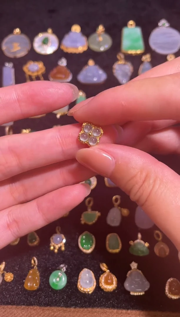 颈饰银S925镶嵌翡翠天然a货翡翠