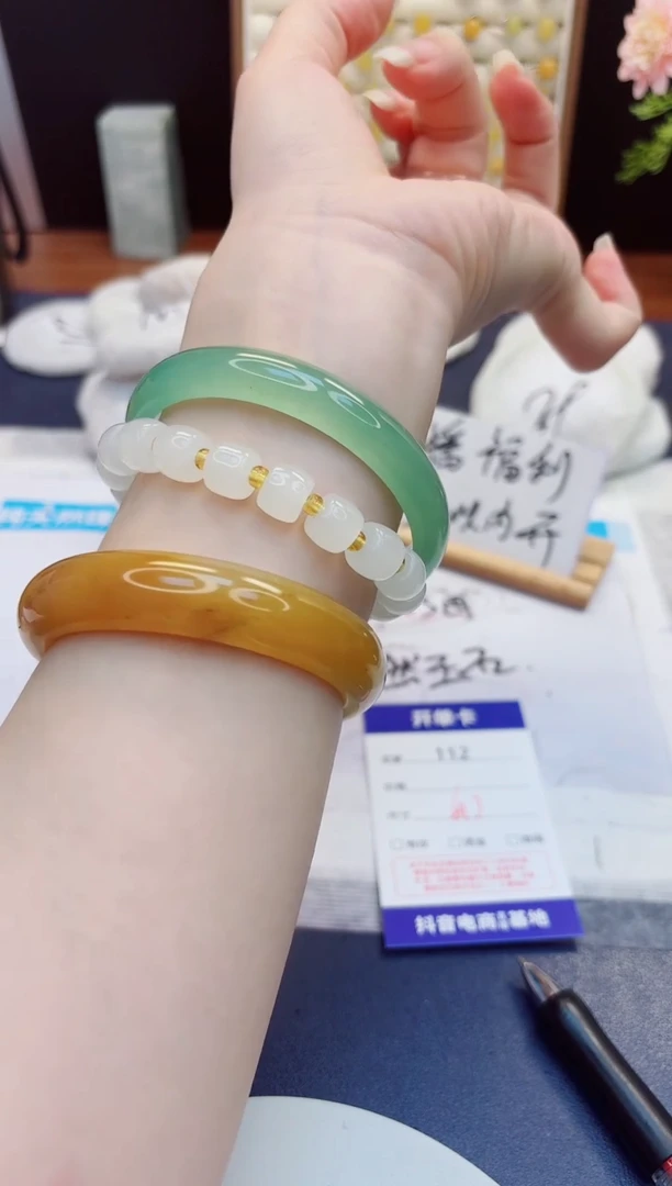 未镶嵌手镯石英质玉112-东陵玉-圈口61