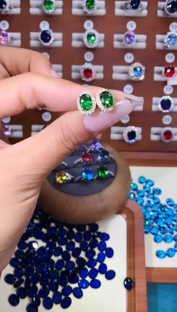 银S925镶嵌耳饰碧玺68金色