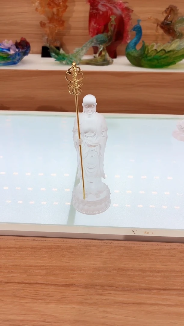 手工艺品琉璃a*白色地老师13公分